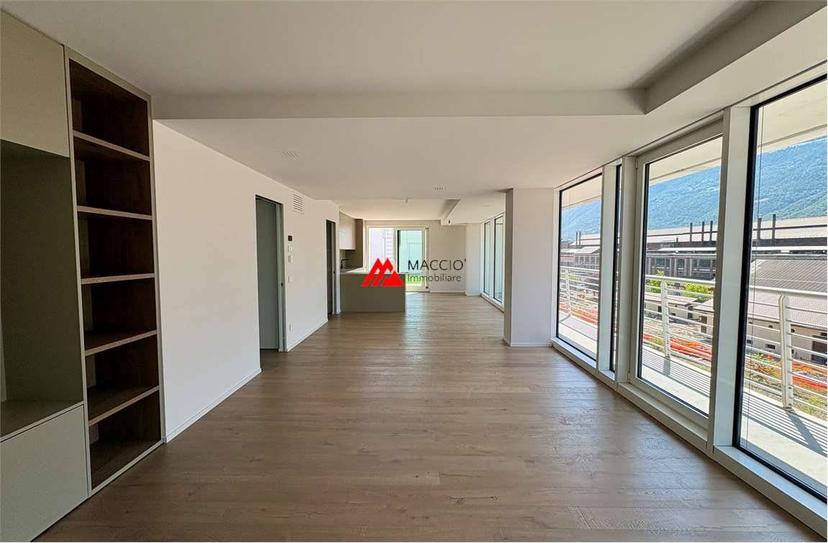 Appartamento via Giorgio Carrel, 10, Centro, Aosta — foto 22 di 29