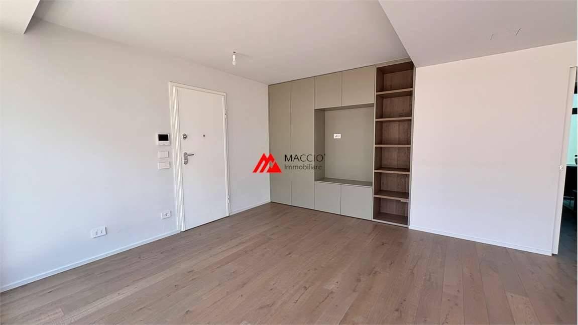 Appartamento via Giorgio Carrel, 10, Centro, Aosta