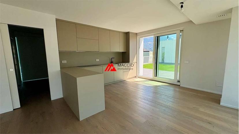 Appartamento via Giorgio Carrel, 10, Centro, Aosta — foto 12 di 29