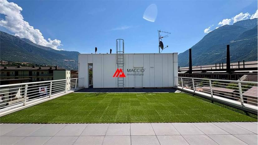 Appartamento via Giorgio Carrel, 10, Centro, Aosta — foto 21 di 29