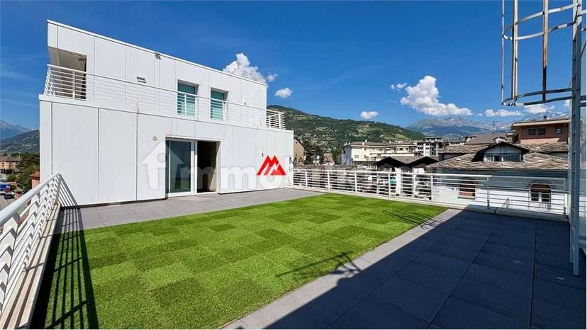 Appartamento via Giorgio Carrel, 10, Centro, Aosta — foto 18 di 29