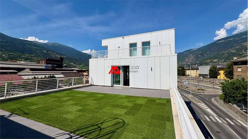 Appartamento via Giorgio Carrel, 10, Centro, Aosta — foto 8 di 29