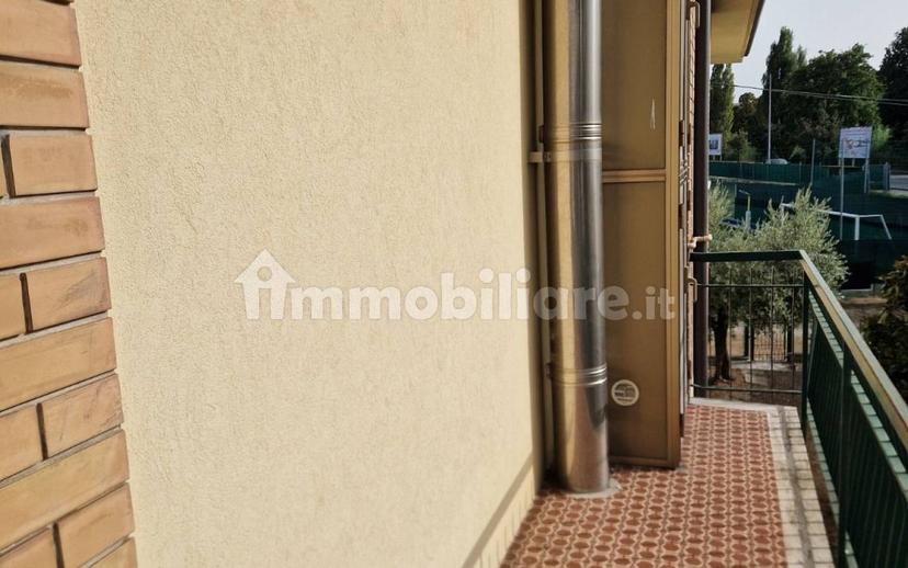 Appartamento buono stato, primo piano, Vallato - San Lazzaro, Fano