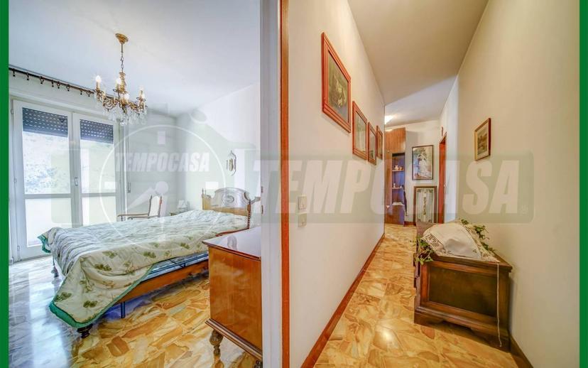Trilocale via Milano, Centro, Samarate — foto 12 di 26