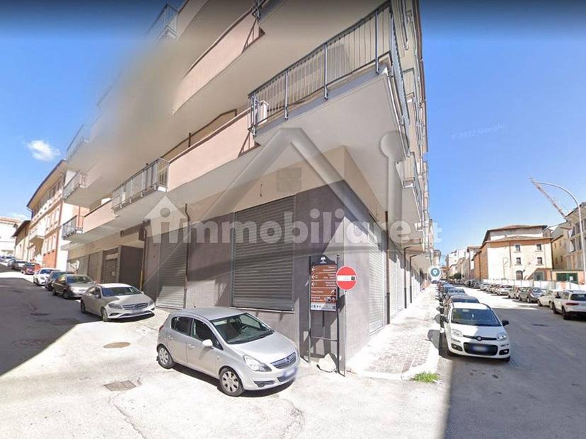 Stanza singola via Camponeschi 5, L'Aquila — foto 11 di 13