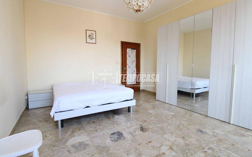 Quadrilocale buono stato, sesto piano, Ospedale - Villaggio Manenti, Reggio Emilia — foto 3 di 14