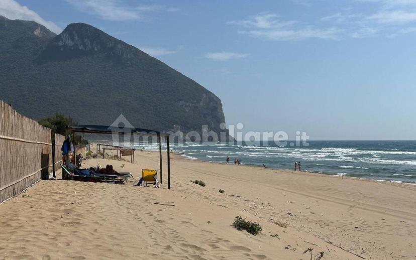 Villa plurifamiliare via Lungomare, Sabaudia — foto 22 di 50