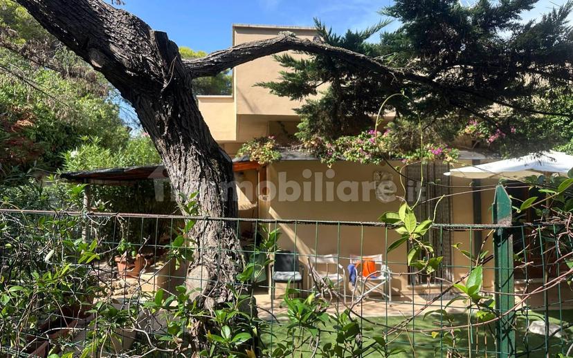 Villa plurifamiliare via Lungomare, Sabaudia — foto 31 di 50