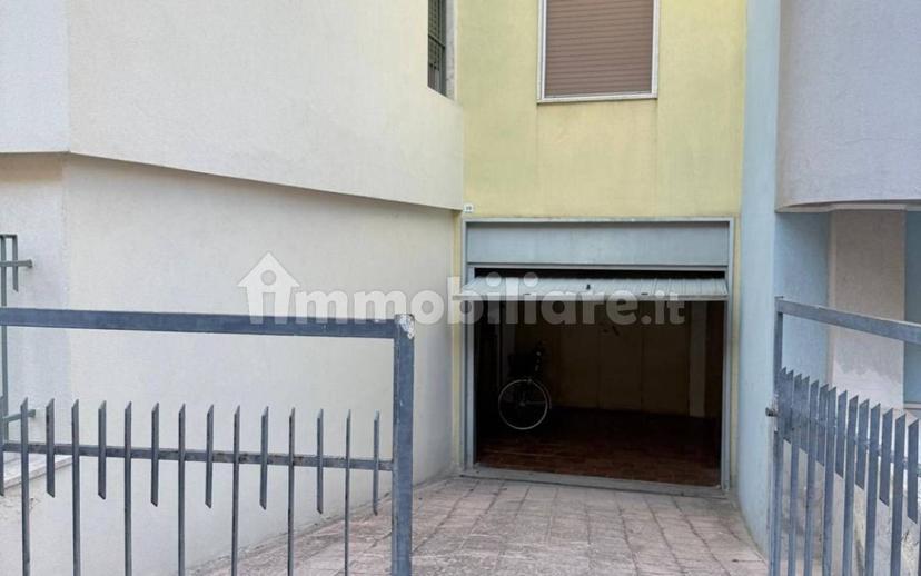Trilocale via Coriolano 75, Acquaviva delle Fonti — foto 3 di 10