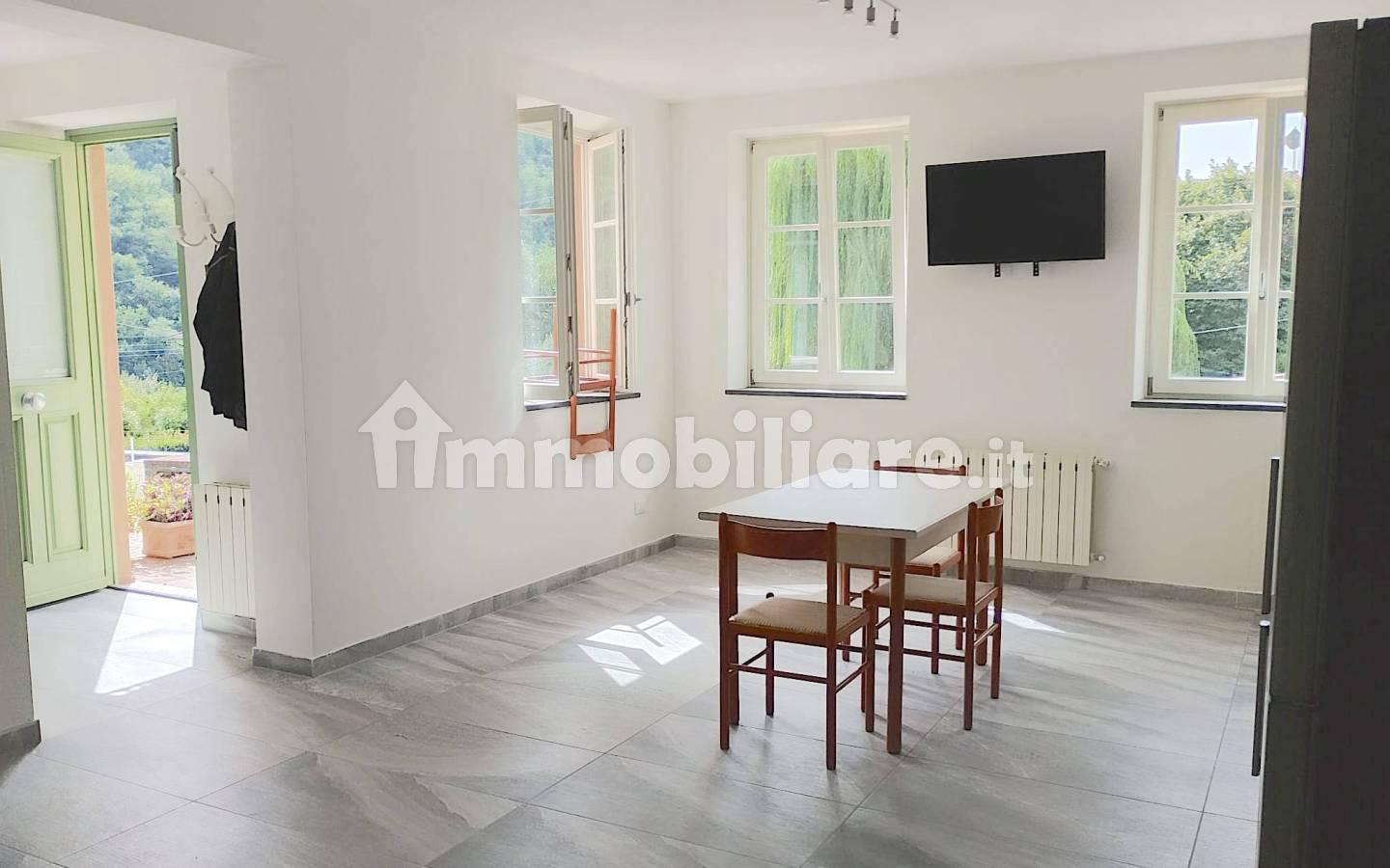 Bilocale Strada Provinciale delle Cartiere, Collodi, Ponte all'Abate, Monte a Pescia, Pescia