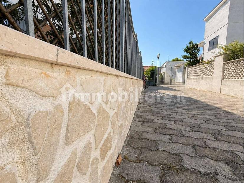 Trilocale ottimo stato, Lido Campomarino, Campomarino — foto 11 di 13