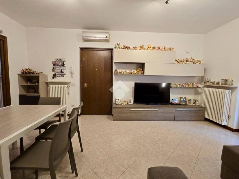 Trilocale via Rosa 29, Centro, Pescantina — foto 9 di 25
