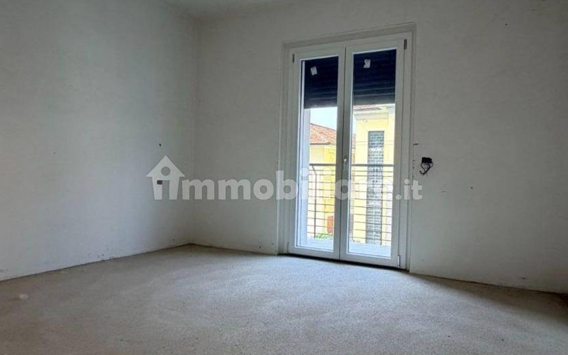 Trilocale viale Italia 54, Vighizzolo, Cascina Varenna, Cantù — foto 4 di 17