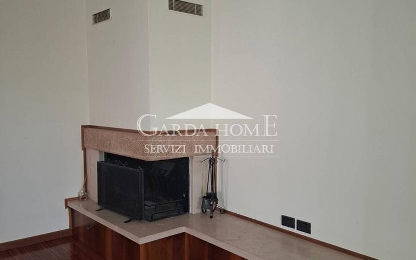Villa bifamiliare via Ferruccio Lorenzini 7, Desenzanino, Desenzano del Garda — foto 24 di 38