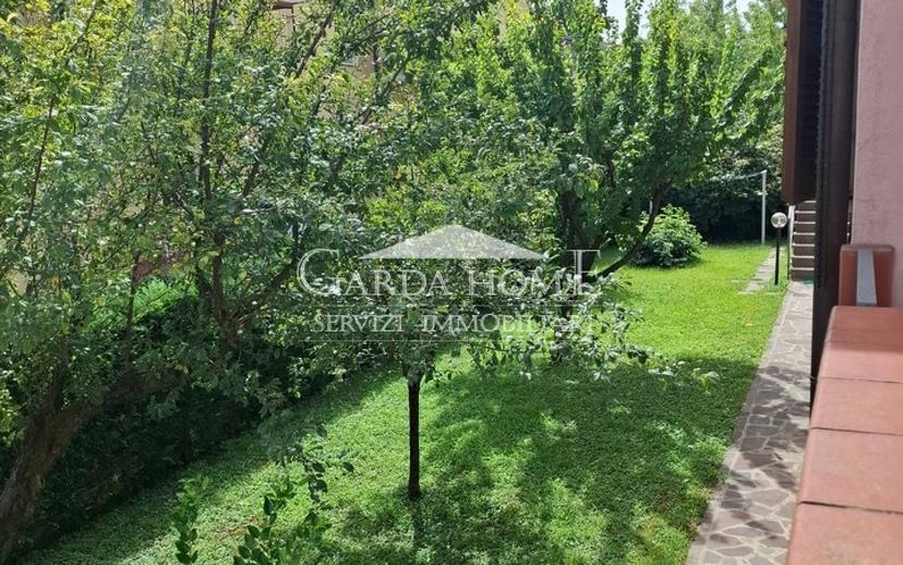 Villa bifamiliare via Ferruccio Lorenzini 7, Desenzanino, Desenzano del Garda — foto 12 di 38