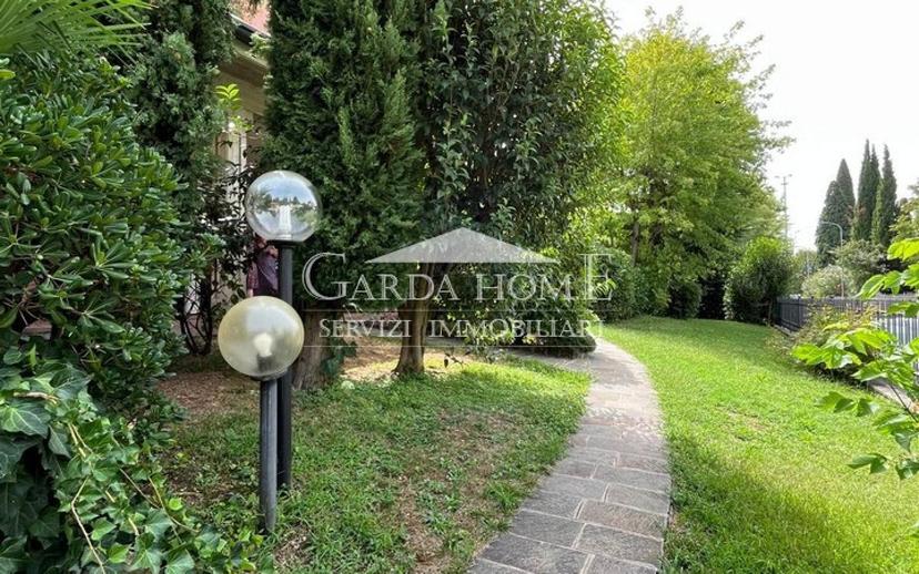 Villa bifamiliare via Ferruccio Lorenzini 7, Desenzanino, Desenzano del Garda — foto 14 di 38