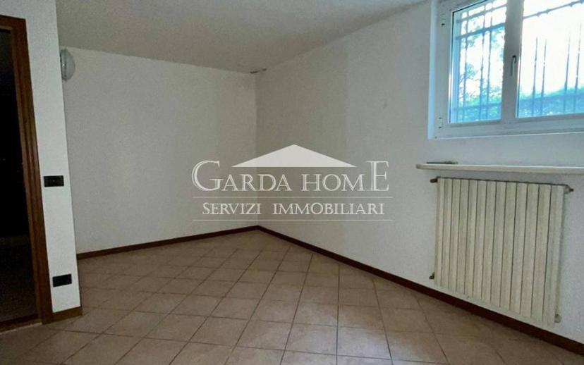 Villa bifamiliare via Ferruccio Lorenzini 7, Desenzanino, Desenzano del Garda — foto 7 di 38