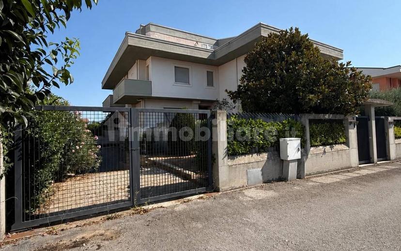 Villa bifamiliare via Romolo Carapacchi 43, Rieti — foto 28 di 28