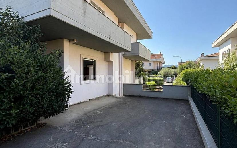 Villa bifamiliare via Romolo Carapacchi 43, Rieti — foto 18 di 28