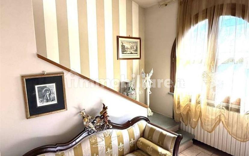 Villa unifamiliare via della costituzione, 3, Centro, Lamporecchio — foto 2 di 55