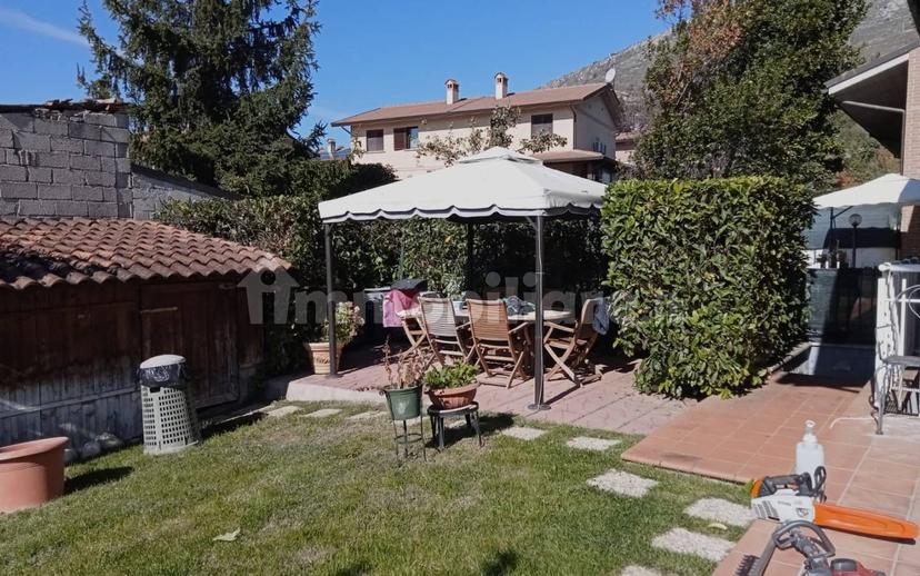 Villa a schiera via Europa, San Pelino, Avezzano — foto 4 di 4