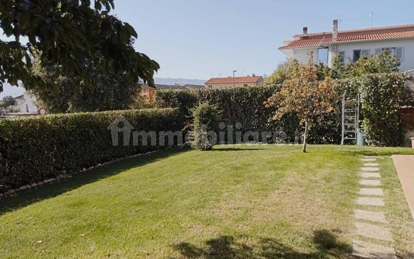 Villa a schiera via Europa, San Pelino, Avezzano — foto 2 di 4