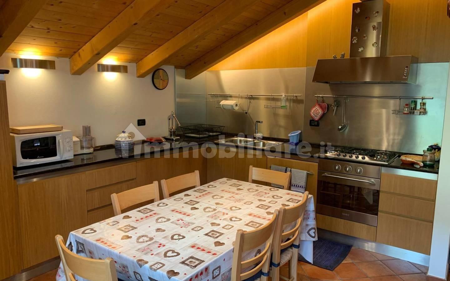 Trilocale via Col Maor 7/a, Caviola, Falcade