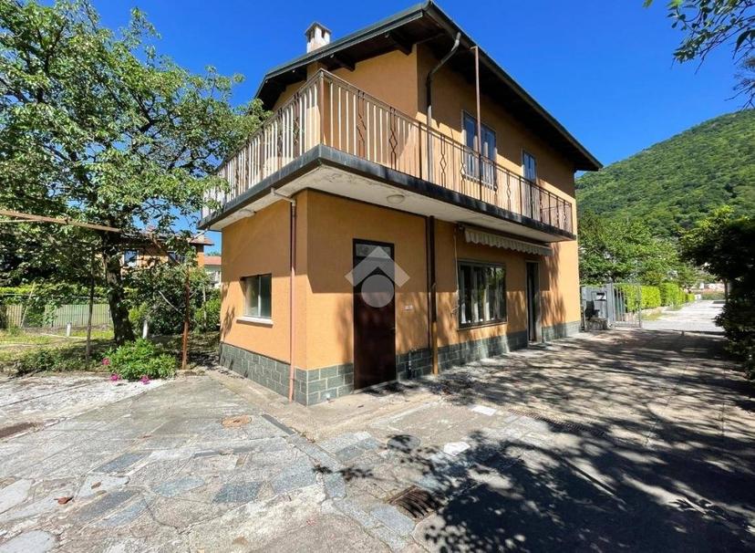 Trilocale via Fratelli Bertolla 61, Porto Ceresio — foto 9 di 14