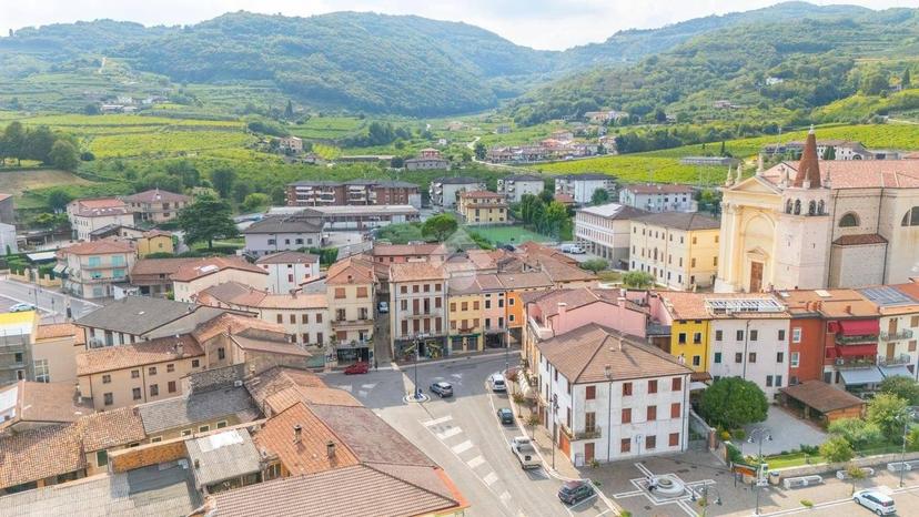 Trilocale via Roma, Centro, Montecchia di Crosara — foto 3 di 12