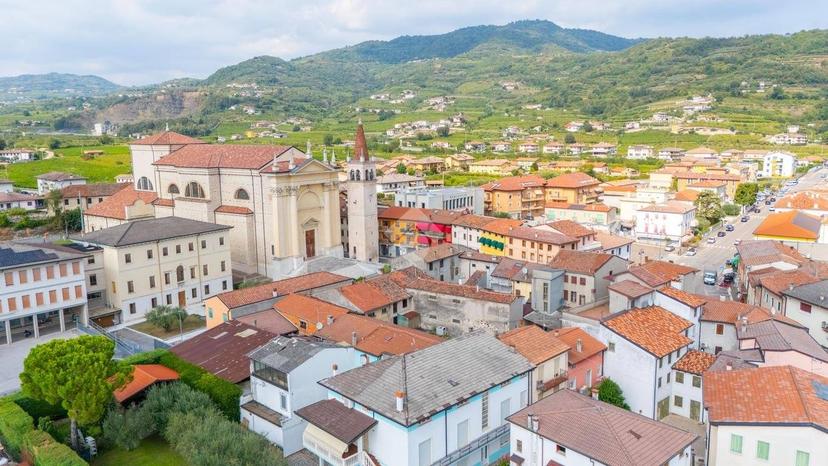 Trilocale via Roma, Centro, Montecchia di Crosara — foto 10 di 12
