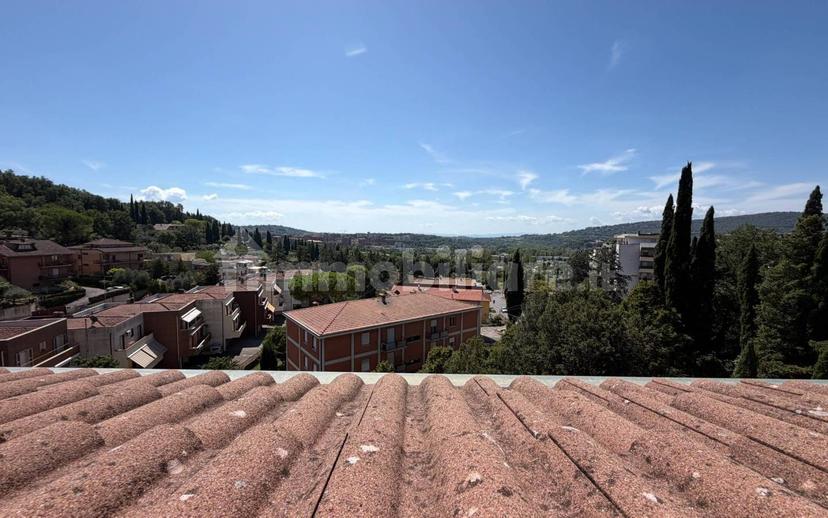 Mansarda via della Tintoria 16, Santa Lucia, Perugia — foto 14 di 23