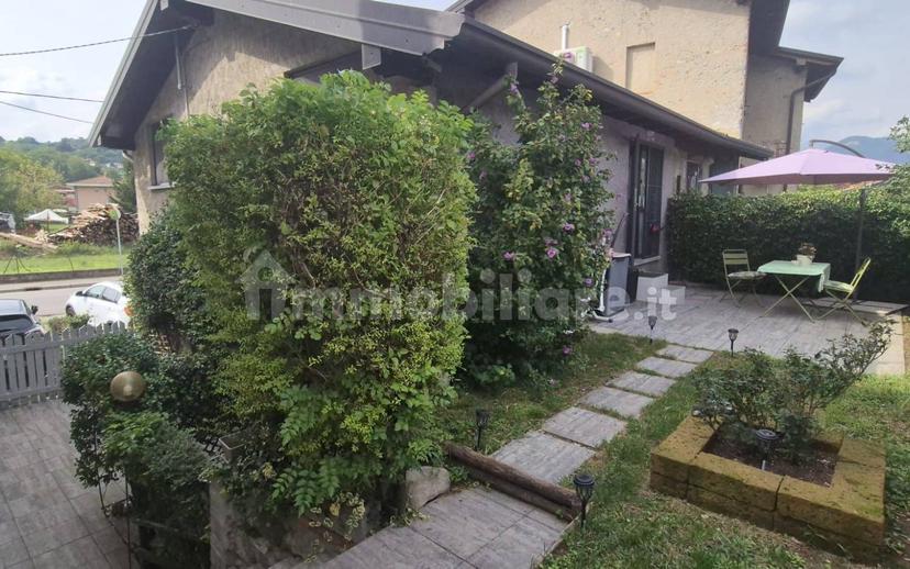 Appartamento in villa via Mulini 17, Mulini, Uggiate con Ronago — foto 4 di 27