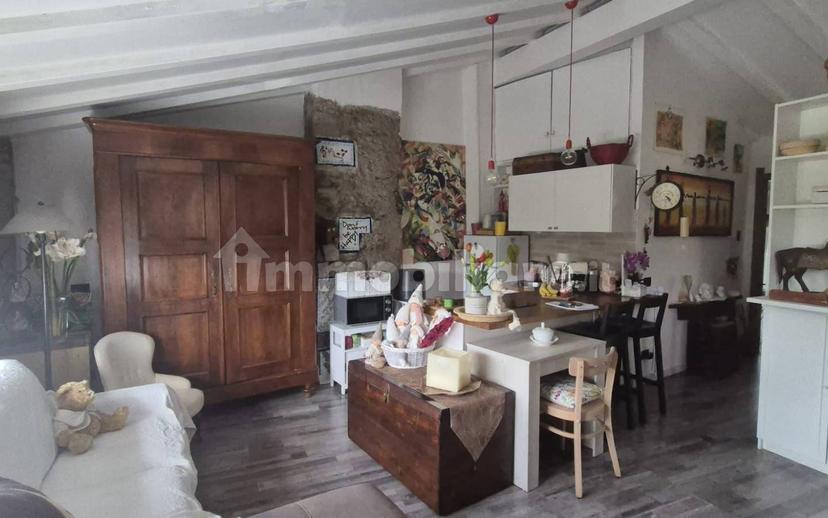 Appartamento in villa via Mulini 17, Mulini, Uggiate con Ronago — foto 13 di 27