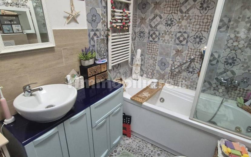 Appartamento in villa via Mulini 17, Mulini, Uggiate con Ronago — foto 18 di 27