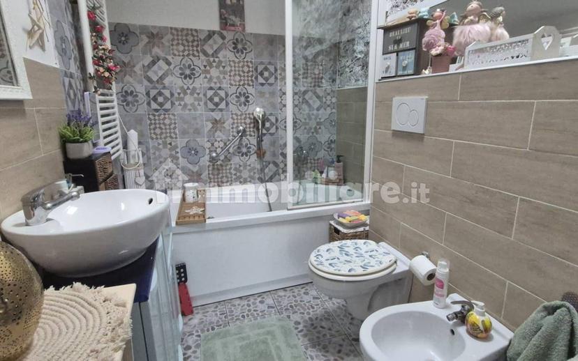 Appartamento in villa via Mulini 17, Mulini, Uggiate con Ronago — foto 11 di 27