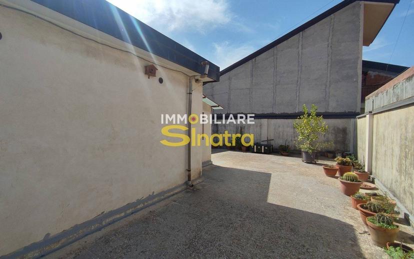 Terratetto plurifamiliare via Vincenzo Bellini 88, Paternò — foto 26 di 94