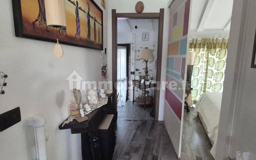 Appartamento in villa via Mulini 17, Mulini, Uggiate con Ronago — foto 26 di 27