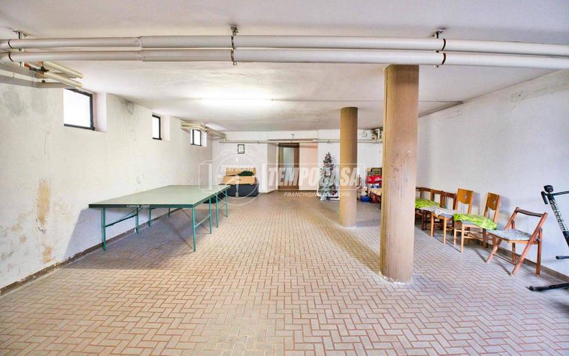 Bilocale buono stato, secondo piano, Galliate — foto 17 di 27