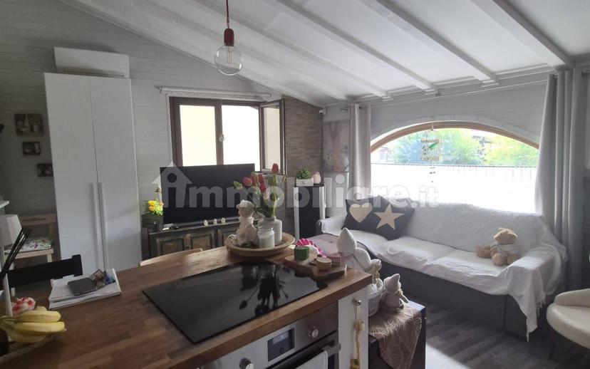 Appartamento in villa via Mulini 17, Mulini, Uggiate con Ronago — foto 10 di 27