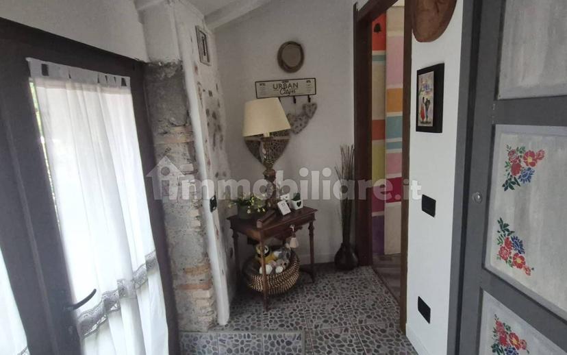 Appartamento in villa via Mulini 17, Mulini, Uggiate con Ronago — foto 9 di 27