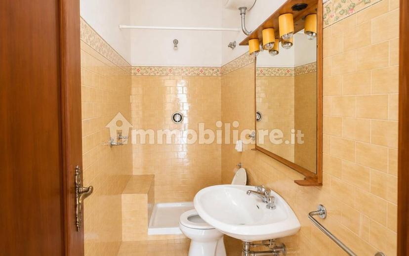 Appartamento viale Antonio Balducci, Montecatini-Terme — foto 2 di 13