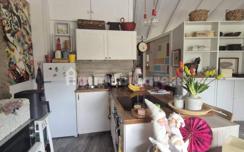 Appartamento in villa via Mulini 17, Mulini, Uggiate con Ronago — foto 17 di 27