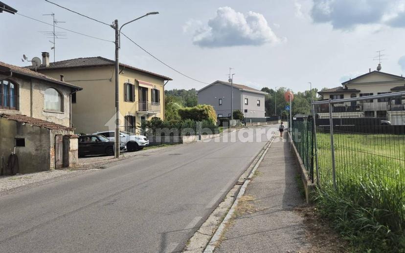 Appartamento in villa via Mulini 17, Mulini, Uggiate con Ronago — foto 3 di 27