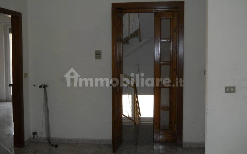 Appartamento via Giovanni Bovio 2, Acquaviva delle Fonti — foto 31 di 39