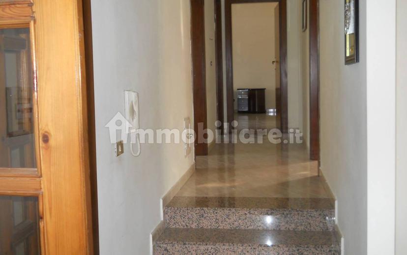 Appartamento via Giovanni Bovio 2, Acquaviva delle Fonti — foto 3 di 39
