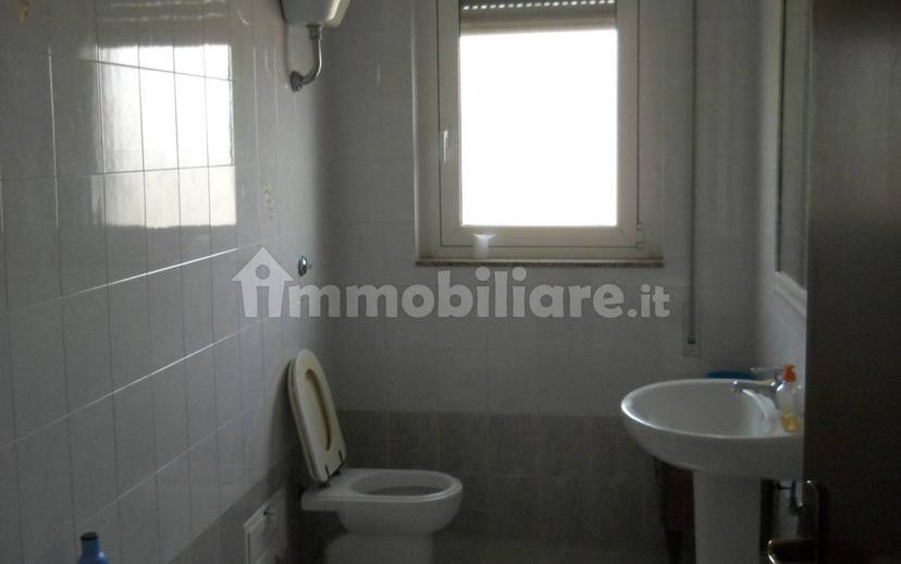 Appartamento via Giovanni Bovio 2, Acquaviva delle Fonti — foto 32 di 39
