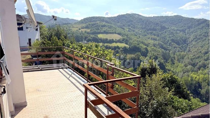 Terratetto unifamiliare 303 m², buono stato, Vargo, Stazzano — foto 62 di 65