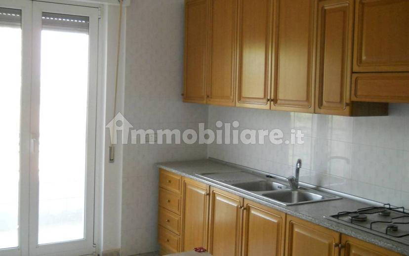 Appartamento via Giovanni Bovio 2, Acquaviva delle Fonti — foto 14 di 39