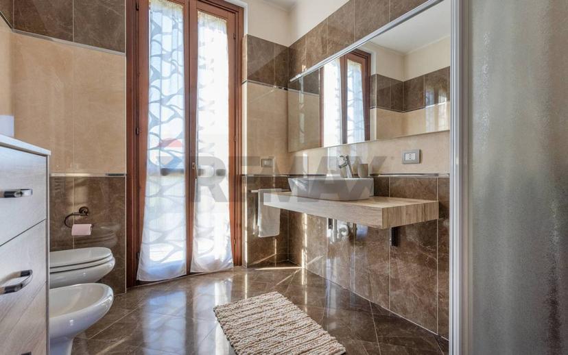 Quadrilocale ottimo stato, primo piano, Lonate Ceppino — foto 17 di 19