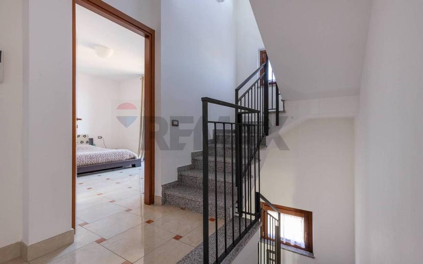 Quadrilocale ottimo stato, primo piano, Lonate Ceppino — foto 16 di 19